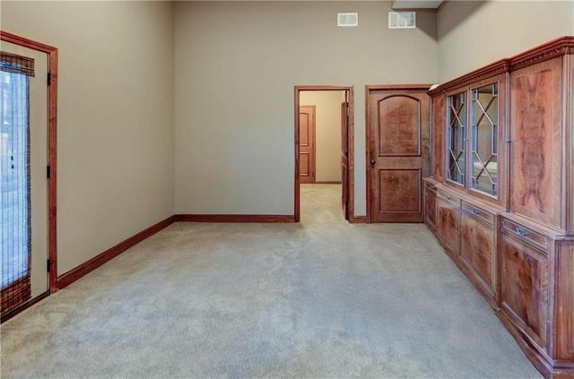 17800 NW 128th Street, Platte City, MO 64079