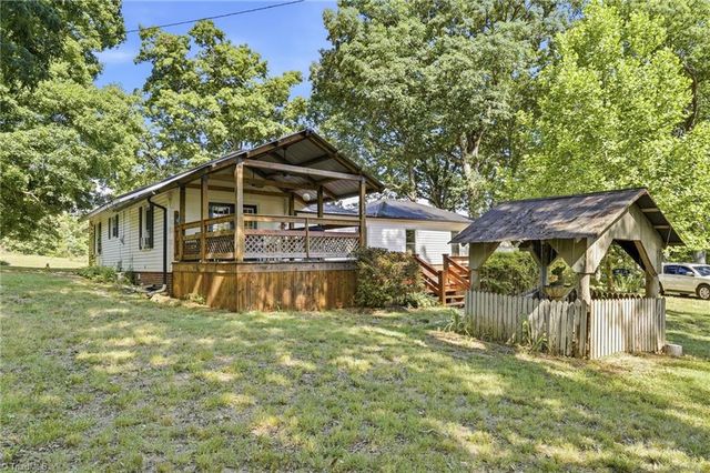 8030 Belews Creek Road, Belews Creek, NC 27009