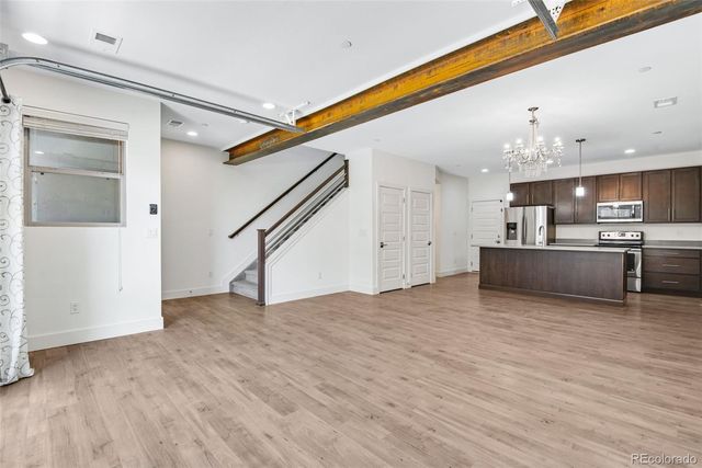 19570 E Sunset Circle, Aurora, CO 80015