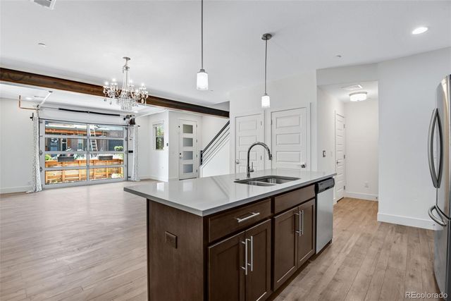 19570 E Sunset Circle, Aurora, CO 80015