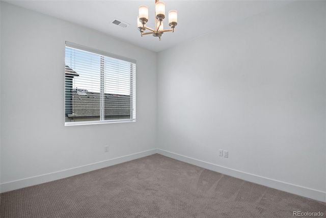 19570 E Sunset Circle, Aurora, CO 80015