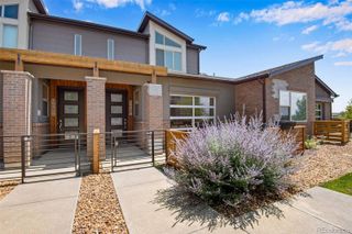 19570 E Sunset Circle, Aurora, CO 80015