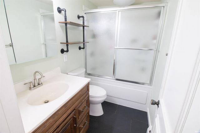 52846 Swanson Drive, South Bend, IN 46635