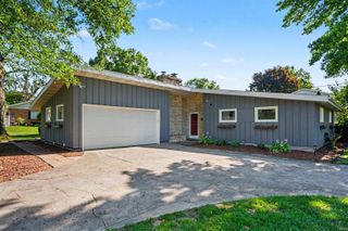 52846 Swanson Drive, South Bend, IN 46635