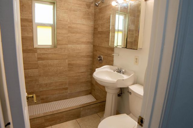 4731 NE 2ND, Deerfield Beach, FL 33064