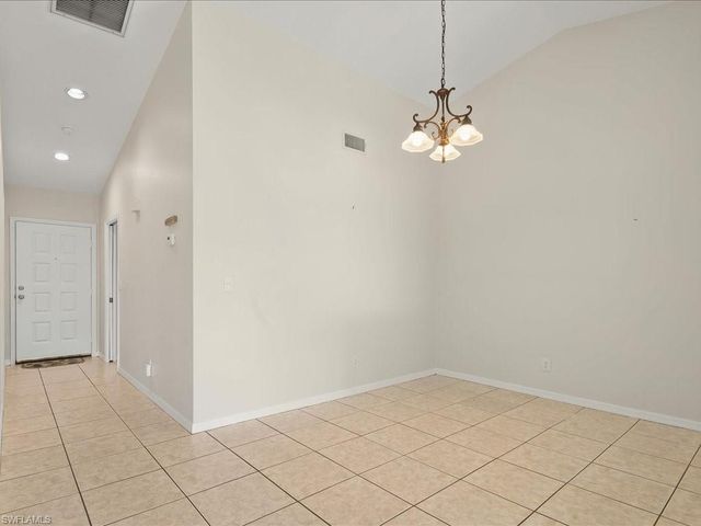 3344 Erick Lake DR 2002, Naples, FL 34109