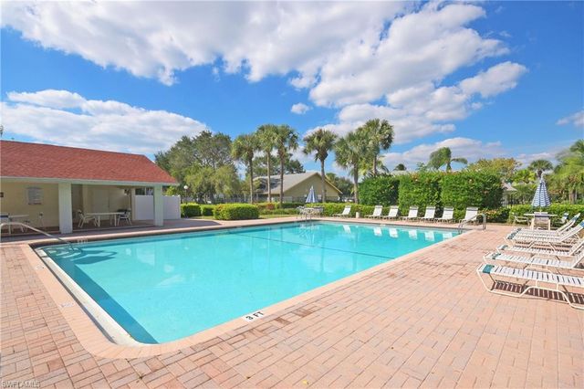 3344 Erick Lake DR 2002, Naples, FL 34109