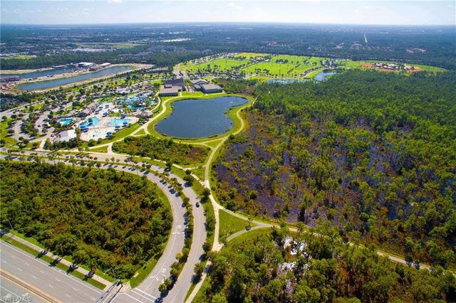 3344 Erick Lake DR 2002, Naples, FL 34109