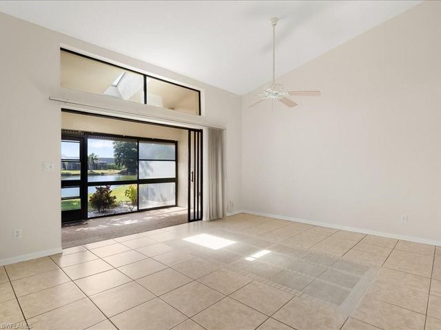 3344 Erick Lake DR 2002, Naples, FL 34109