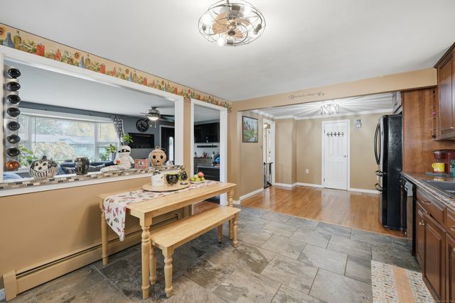 32 Magnolia Drive, Enfield, CT 06082