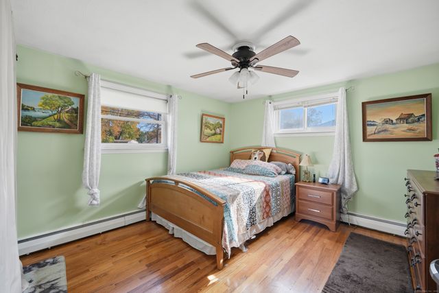 32 Magnolia Drive, Enfield, CT 06082