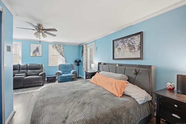 32 Magnolia Drive, Enfield, CT 06082