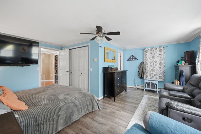 32 Magnolia Drive, Enfield, CT 06082