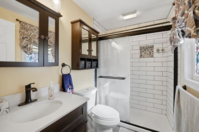 32 Magnolia Drive, Enfield, CT 06082