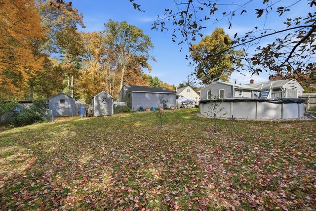 32 Magnolia Drive, Enfield, CT 06082