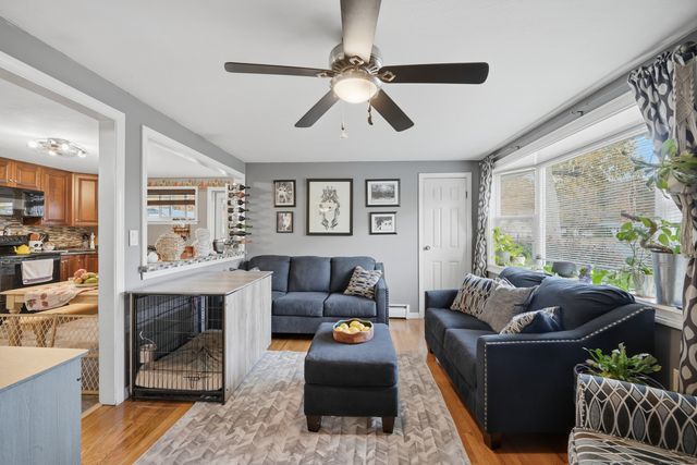 32 Magnolia Drive, Enfield, CT 06082