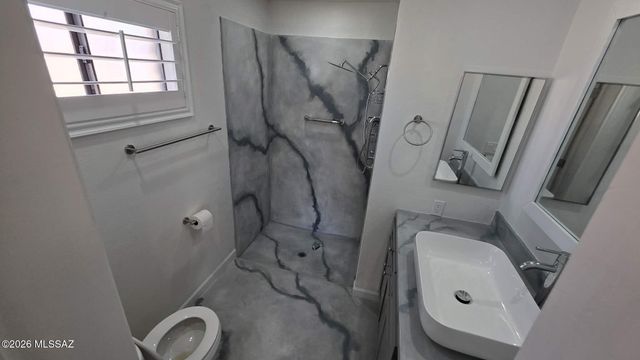 3021 W Vande Loo Street, Tucson, AZ 85746