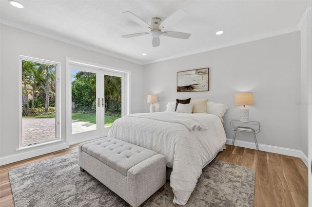 1233 EDEN ISLE DRIVE NE, St Petersburg, FL 33704