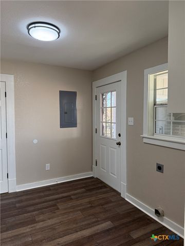 9684 Fm 437, Rogers, TX 76569