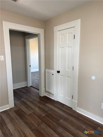 9684 Fm 437, Rogers, TX 76569