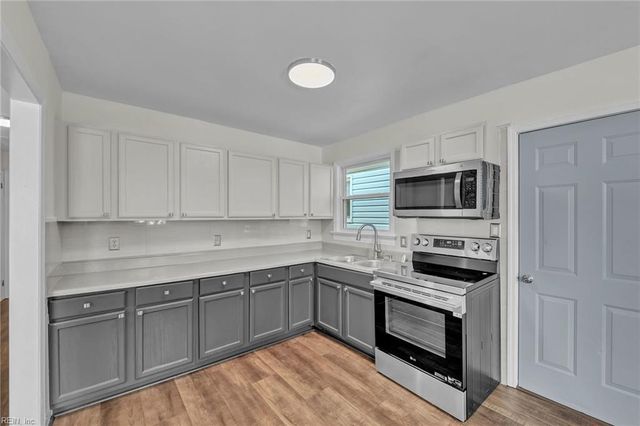 838 24 ST, Newport News, VA 23607