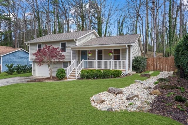 2611 Linnwood Drive SE, Smyrna, GA 30080