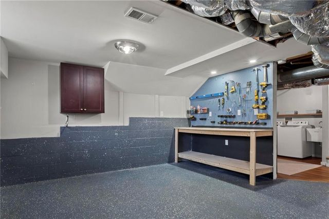 2611 Linnwood Drive SE, Smyrna, GA 30080