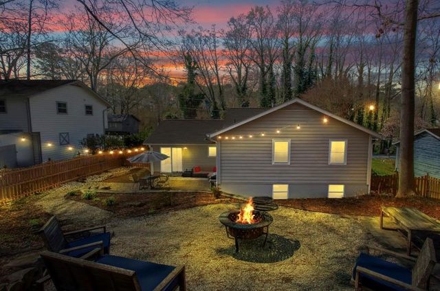 2611 Linnwood Drive SE, Smyrna, GA 30080