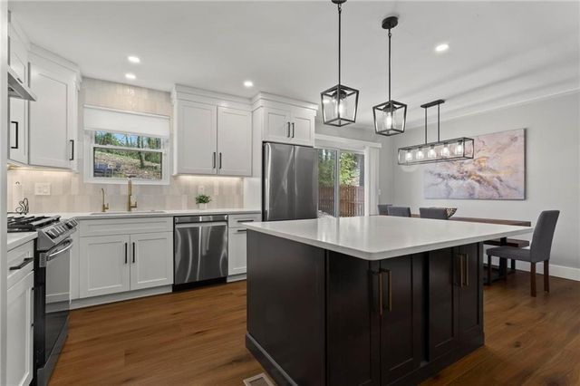 2611 Linnwood Drive SE, Smyrna, GA 30080