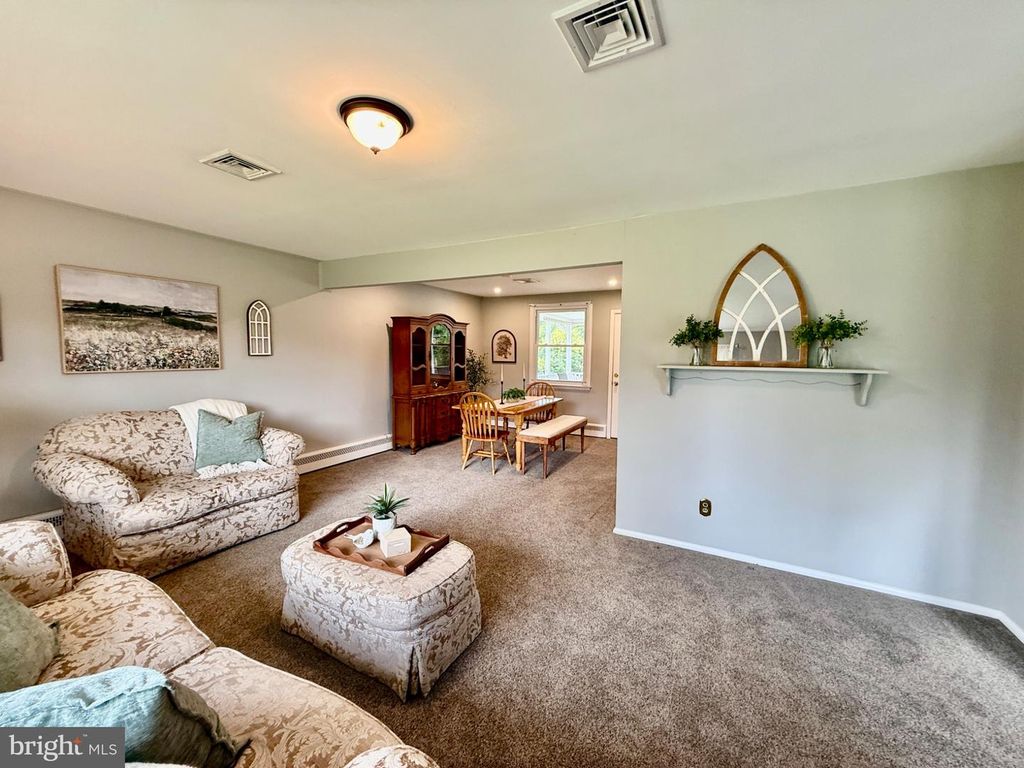 526 BUCK RD, Southampton, PA 18966 — photo 5