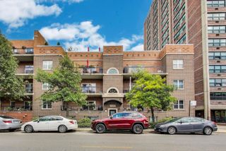 4301 N Sheridan Road 202, Chicago, IL 60613