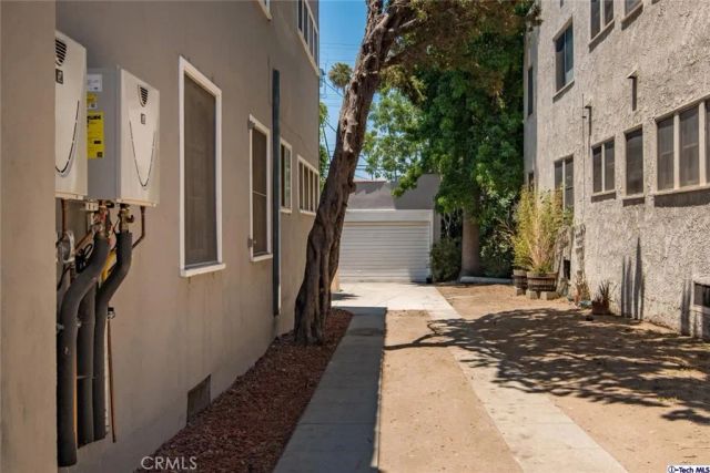 1151 N Maryland Avenue, Glendale, CA 91207