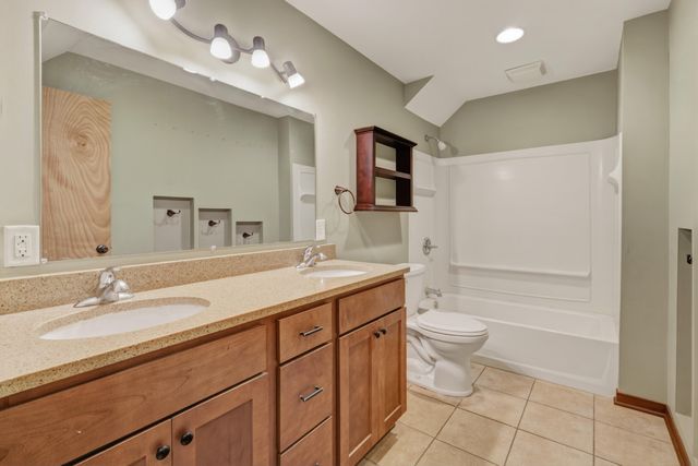 6417 Ototeman Trail, Saugatuck, MI 49453