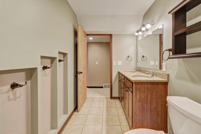 6417 Ototeman Trail, Saugatuck, MI 49453