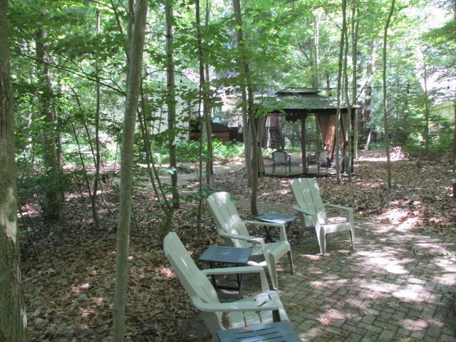 6417 Ototeman Trail, Saugatuck, MI 49453