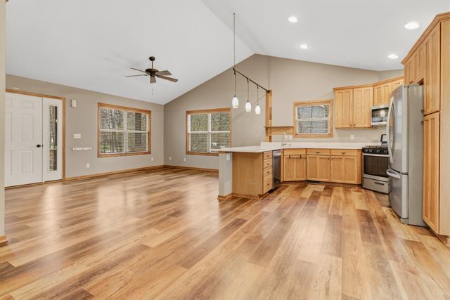 6417 Ototeman Trail, Saugatuck, MI 49453