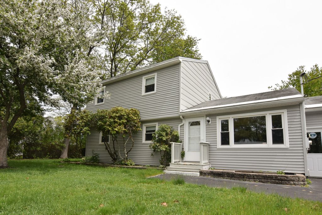 92 Farview Drive, Sanford, ME 04073 — photo 2