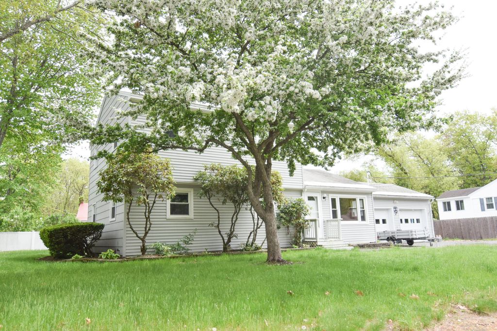 92 Farview Drive, Sanford, ME 04073 — photo 4