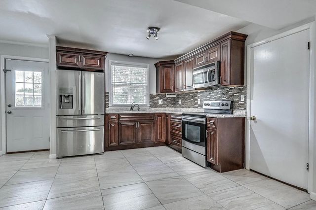 655 Harding Pl, Nashville, TN 37211