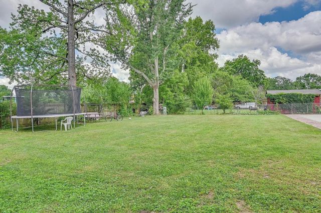 655 Harding Pl, Nashville, TN 37211