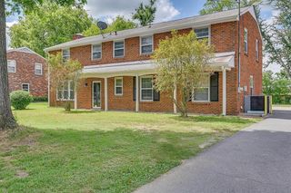 655 Harding Pl, Nashville, TN 37211