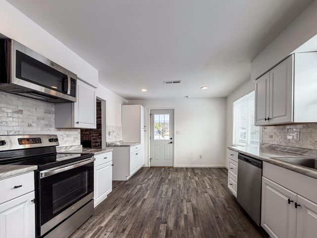 61 Vivian Drive, Florence, KY 41042