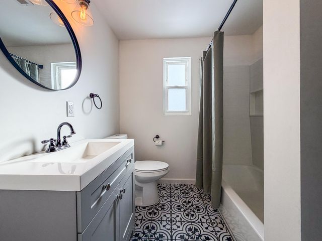 61 Vivian Drive, Florence, KY 41042