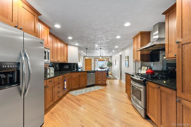 16699 W 51st Avenue, Golden, CO 80403