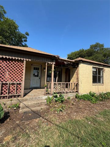 312 Fairview S Street, Keene, TX 76059