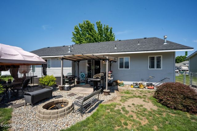 3670 E Jordan DR, Post Falls, ID 83854