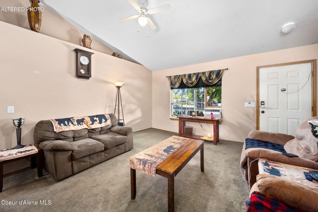 3670 E Jordan DR, Post Falls, ID 83854