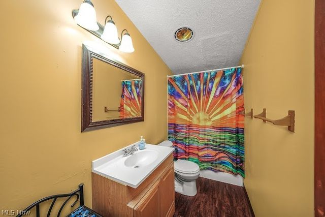 924 N Jewell Road, Newton Falls, OH 44444