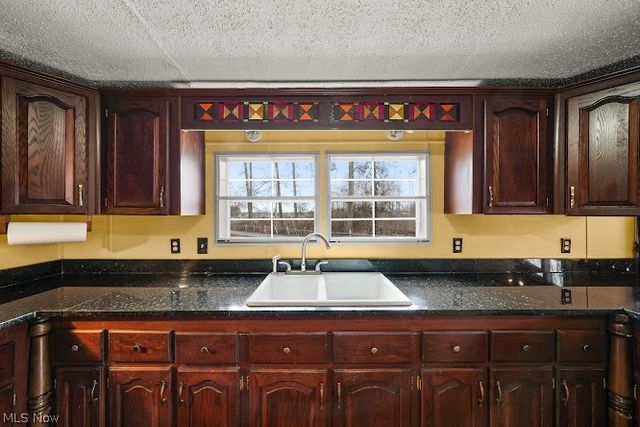 924 N Jewell Road, Newton Falls, OH 44444