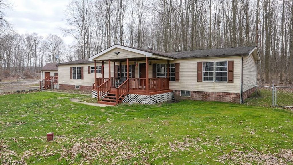 924 N Jewell Road, Newton Falls, OH 44444